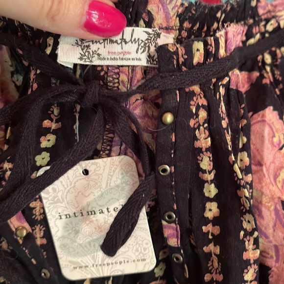 NWT Free People intimately Sundown Romper in the Black Combo XS it’s So Cute!🖤 - Picture 6 of 7